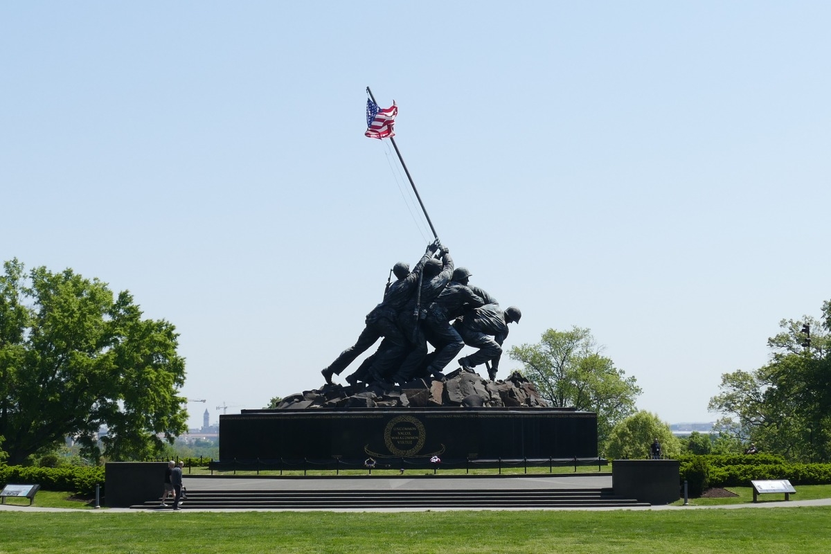 History of the Marine Corps War Memorial, inspired by the iconic 1945 photograph of six Marines raising a U.S. flag during the Battle of Iwo Jima